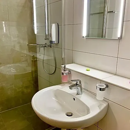 Hotel Adore Romanel-sur-Morges