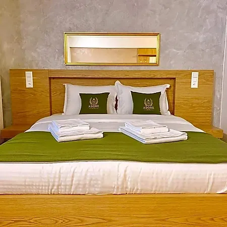 Hotel Adore 3*