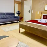 Otel Adore