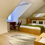 Adore Otel