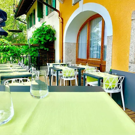 Adore Hotel 3*